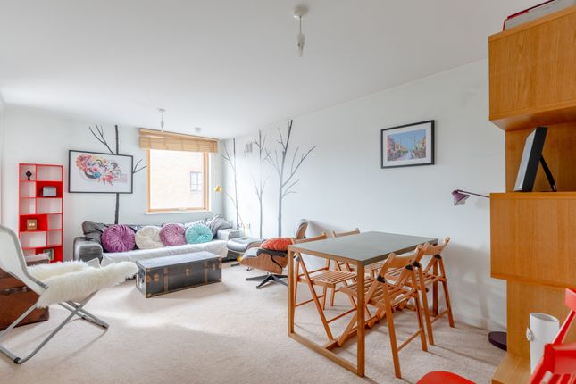 Thumbnail Flat to rent in Somerston House, St. Pancras Way, London NW1. All Bills Included (Lndn-STP593)