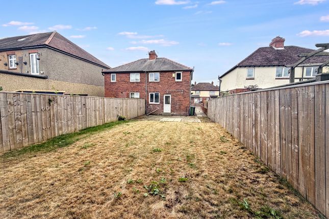 6, Cromwell Avenue, Blaydon-on-Tyne photo 2