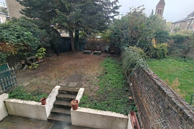 St. James' Road, SURBITON photo 4