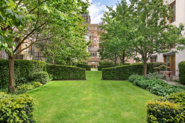 Flat for sale in Montrose Place, Belgravia, London