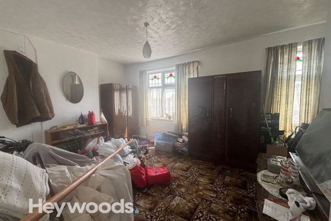 24 Fairbank Avenue, Stoke-On-Trent photo 4