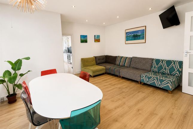 156, Colchester Road, London photo 3