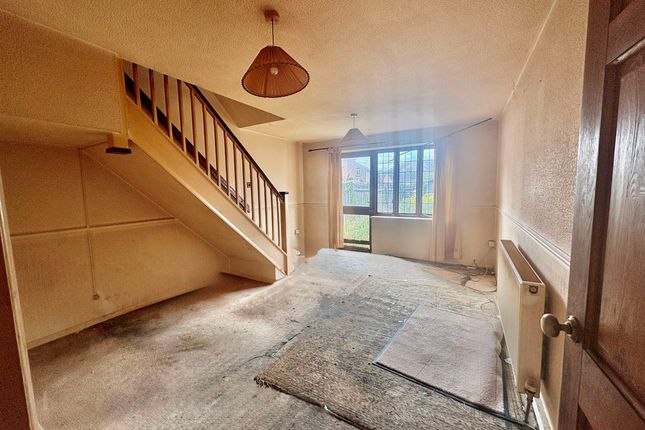 7 Beauvais Court, Northampton photo 3