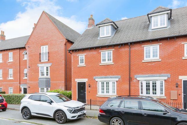 Thumbnail End terrace house for sale in Barkby Road, Syston, Leicester