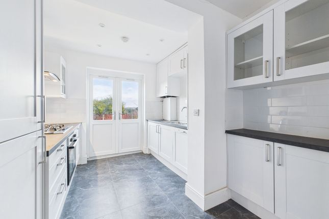 168 Edwards Lane, Nottingham photo 3