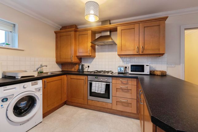 Flat 5, Shepherd House, 851, Christchurch Road, Dorset photo 3
