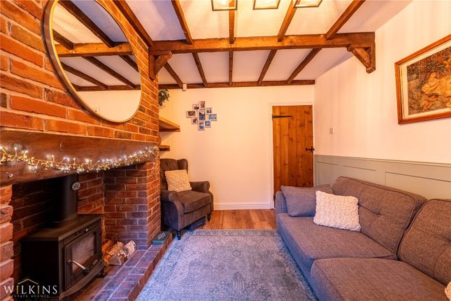 8, Brookfield Cottages, Swadlincote photo 4