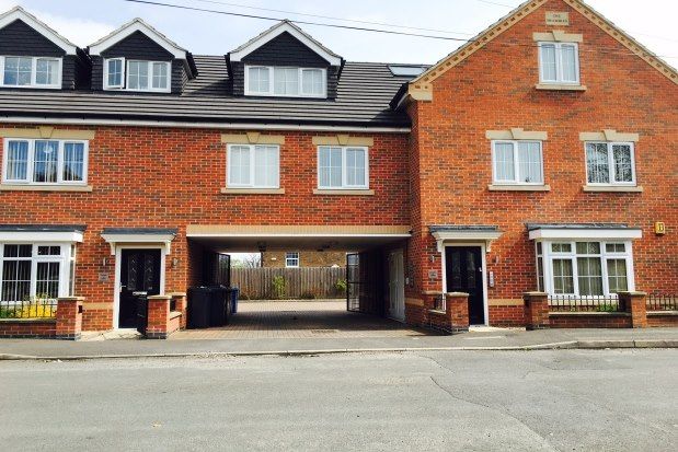 Thumbnail Flat to rent in The Brambles, Derby