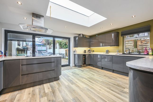 9 Carlton Terrace Queens Road, Crowborough photo 3