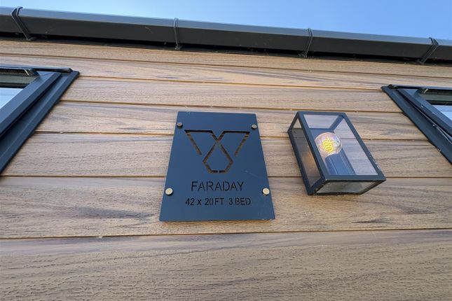 Farraday 1, Oakwood Retreat  Country Park, York photo 3