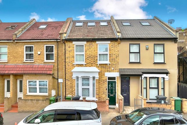 4 Carlton Road, London photo 4