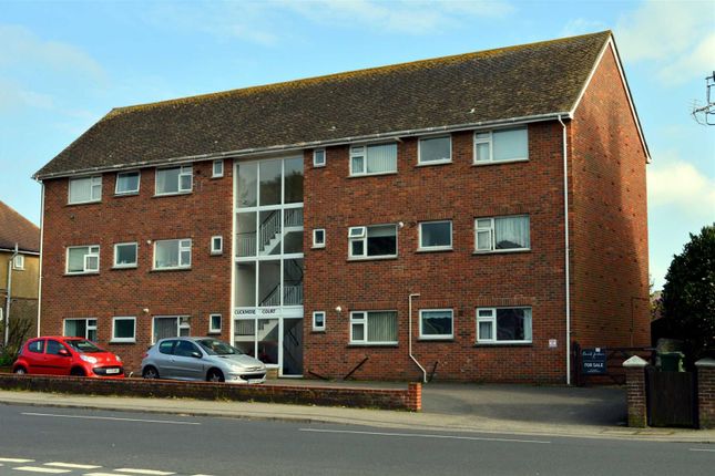 Thumbnail Flat to rent in Cuckmere Court, Sutton Park Road, Seaford
