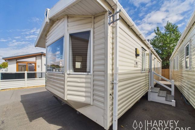 3-bed caravan on Felixstowe Beach Holiday Park, Walton Avenue, Felixstowe, £24,995