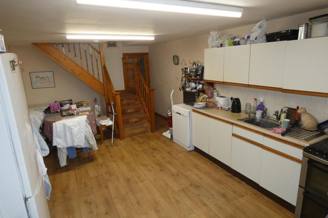 2 Carr Farm, Lodge Lane, Lytham St. Annes photo 3