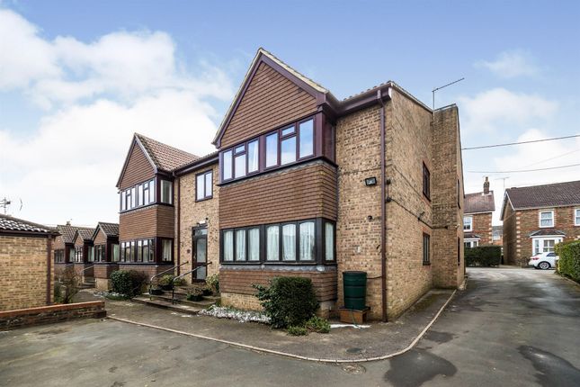 2 bed flat for sale in Fairfield Gardens, Burgess Hill RH15