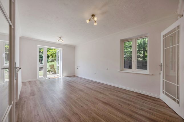 Flat 3, Sanderson Lodge, 73, Addington Road, South Croydon photo 4