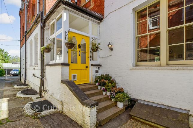 Upper Mortimer House, Ockley Road, Dorking photo 4