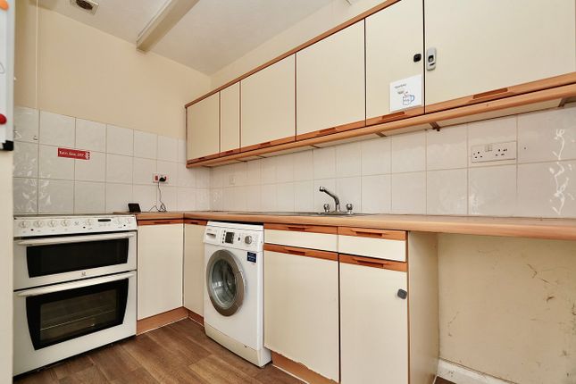 4, Abbey Rooms Lane, Huntingdon photo 3