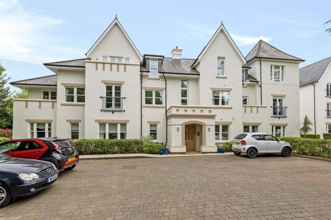 Flat for sale in High Cedars, 20 Wray Park Road, Reigate, Surrey