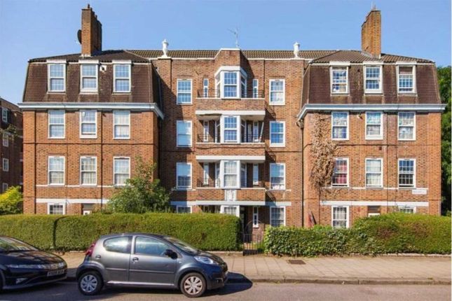 Thumbnail Flat to rent in Emlyn Gardens, London