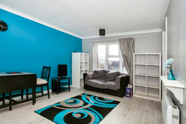 Flat for sale in Lincoln Road, Peterborough
