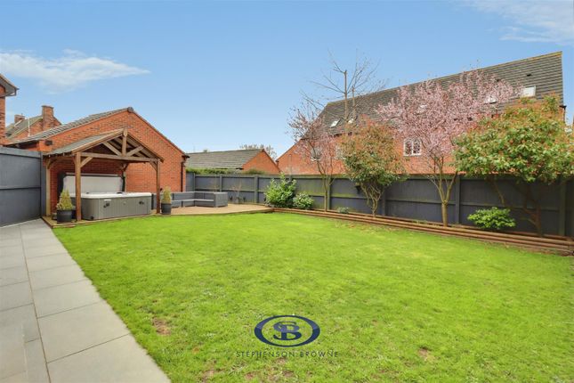 6, Kidsgrove Close, Sandbach photo 2