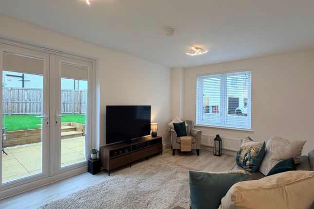 23 Redshank Avenue, Cambuslang photo 4