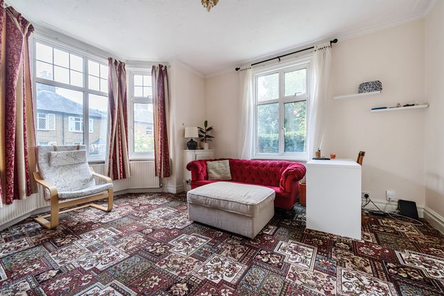 End terrace house for sale in Chase Side, Enfield