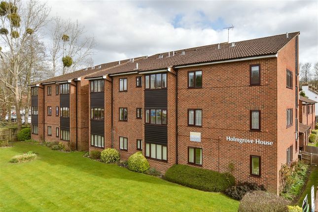 1-bed flat on Brighton Road, Purley, £90,000