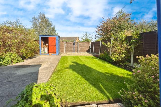 28, Colville Drive, Bury photo 4