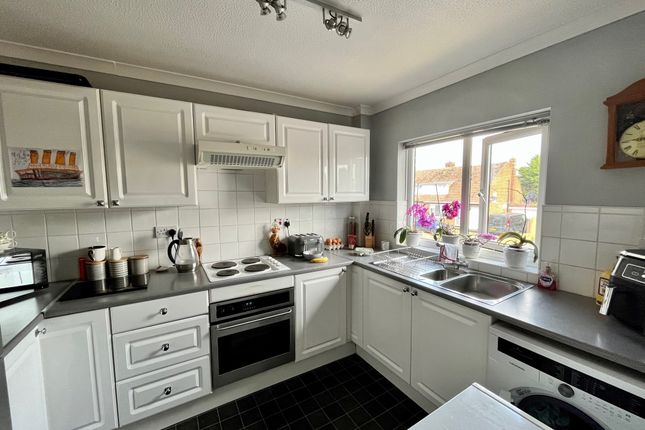9, Rochford photo 3