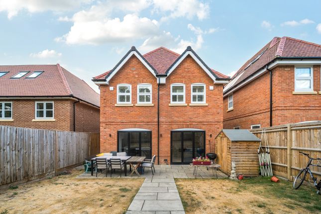 6, Brunswick Close, Epsom photo 4
