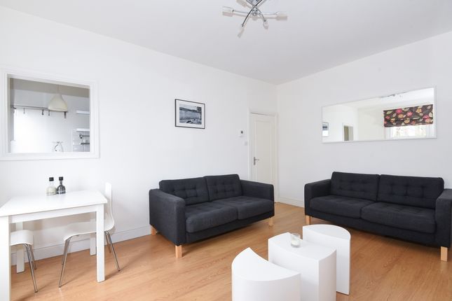 Thumbnail Flat to rent in Kemplay Road, London