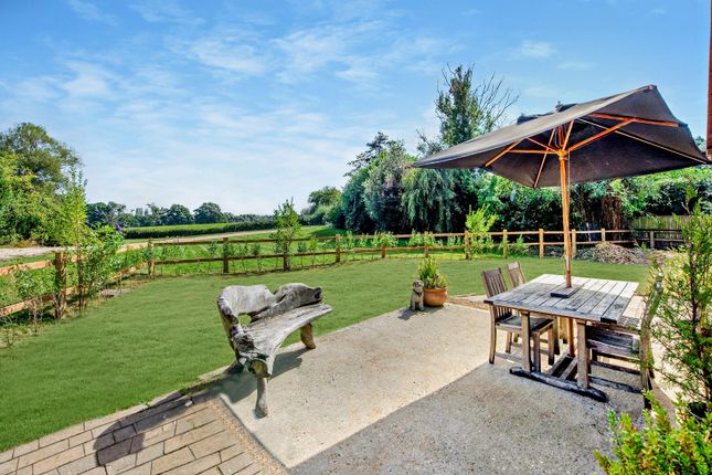 Cherry Cottage,, Holdrop Hill, Thatcham photo 4