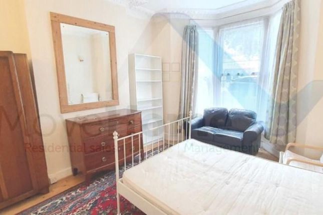 150, Drayton Park, Islington photo 5