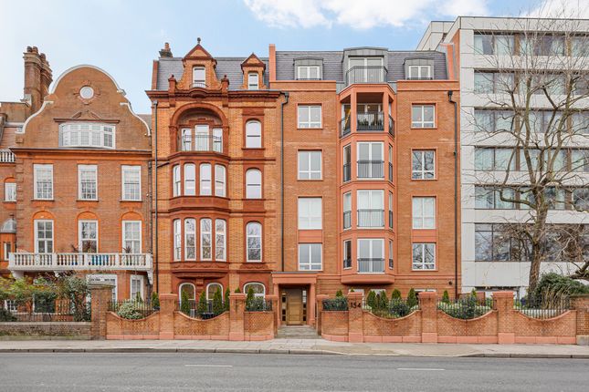 Flat to rent in Bayswater Road, Bayswater
