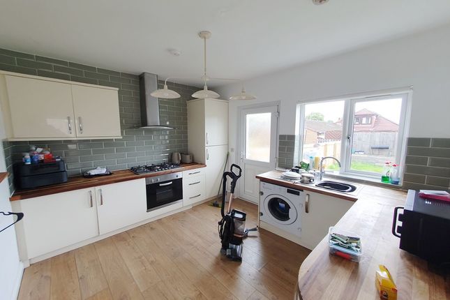 19, Bannercross Drive, Baillieston photo 4