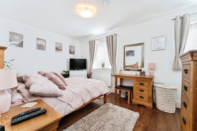14, Northumbria Close, Cambridgeshire photo 3