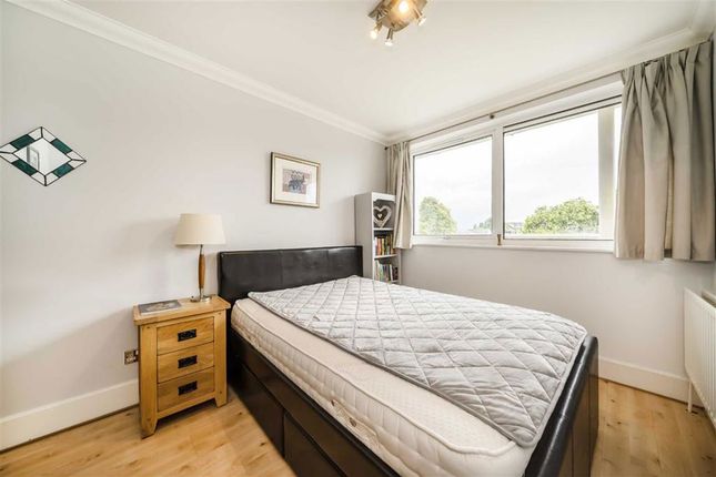 Flat 20, Admiral House, 20, Manor Road, Teddington photo 4