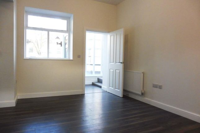 Town house to rent in Park Street, Lincoln