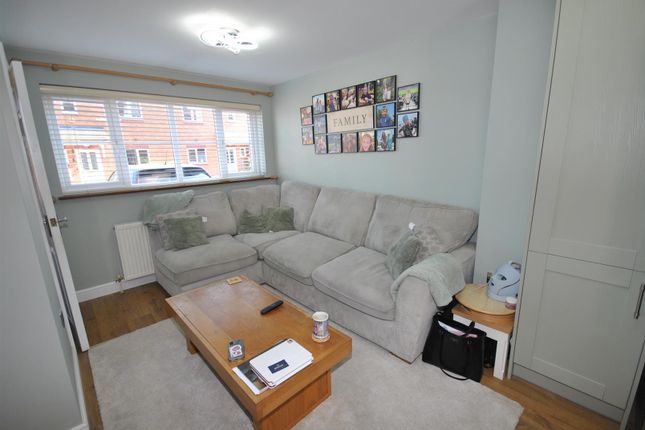 69, South Meadow Road, Northampton photo 4