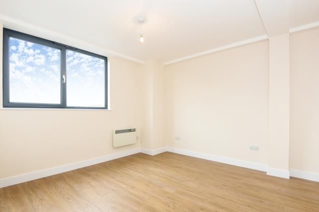 Flat 1 Pembroke Court, 28, Cambridge Street, Aylesbury photo 5