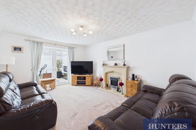 1, Ullswater Avenue, Bridlington photo 2