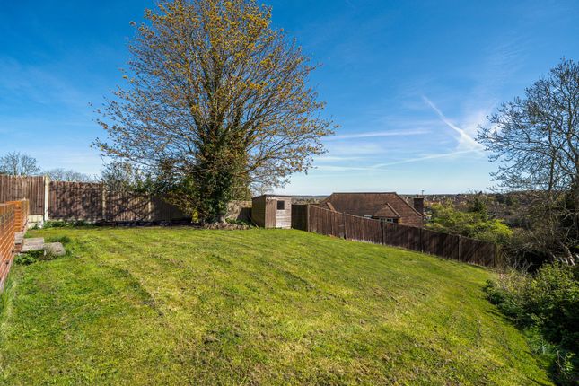 5 The Ridgeway, Chatham photo 2