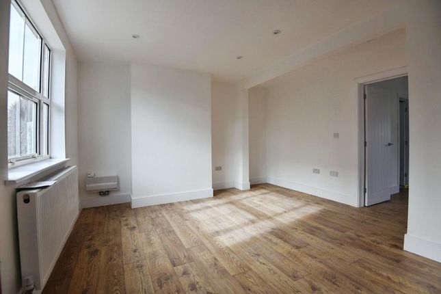 2, Hawthorn Road, Wisbech photo 2