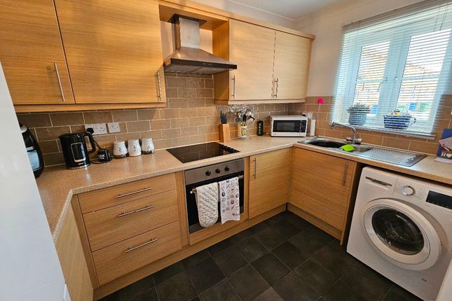 35 Mikanda Close, Wisbech photo 2