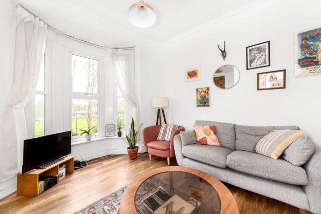 Flat for sale in High Street, Penge, London