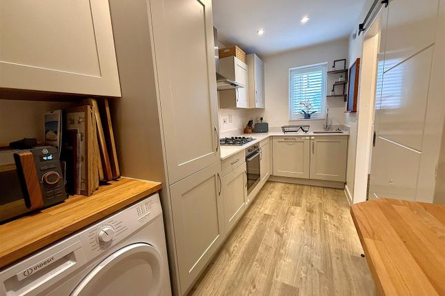 11, Coldland Road, Fareham photo 4