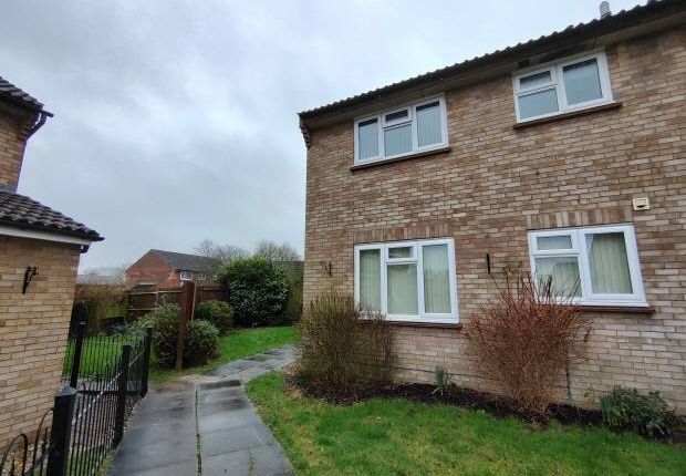 Property to rent in Townsend Road, Snodland