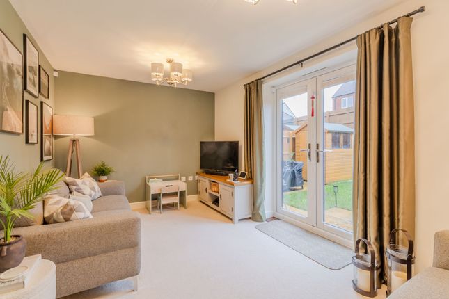 6 Gaydon Coppice Avenue, Leamington Spa photo 3